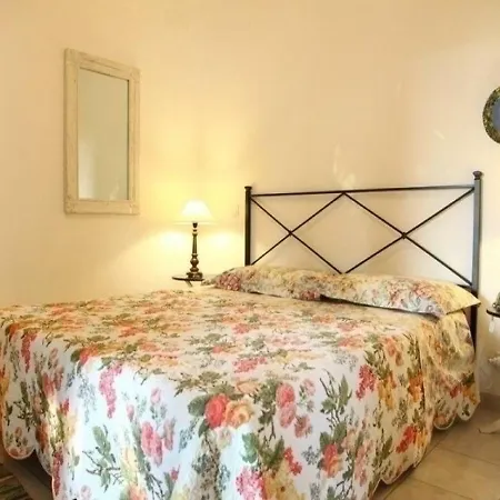 House Libecciu * Lumio (Corsica)